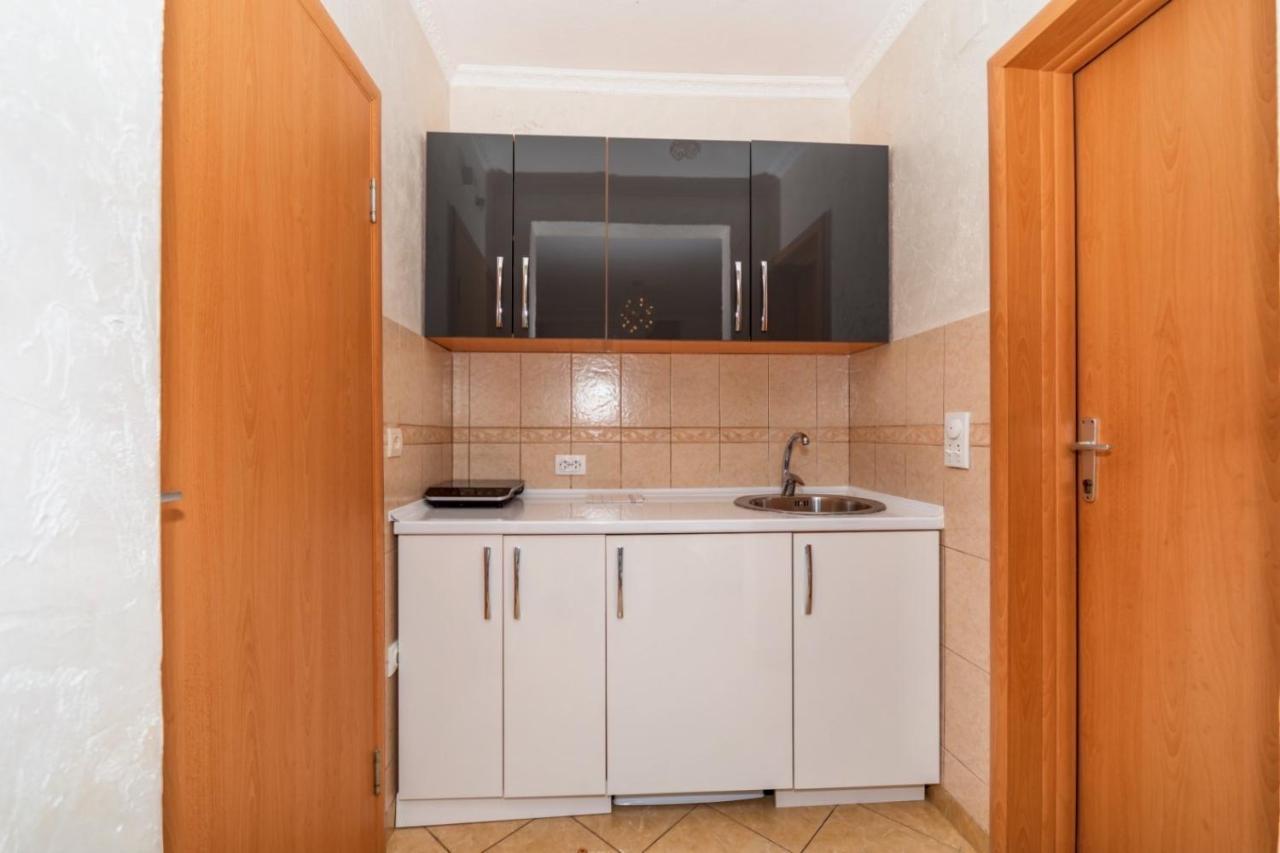 Ani Apartmani Dobra Voda Zewnętrze zdjęcie